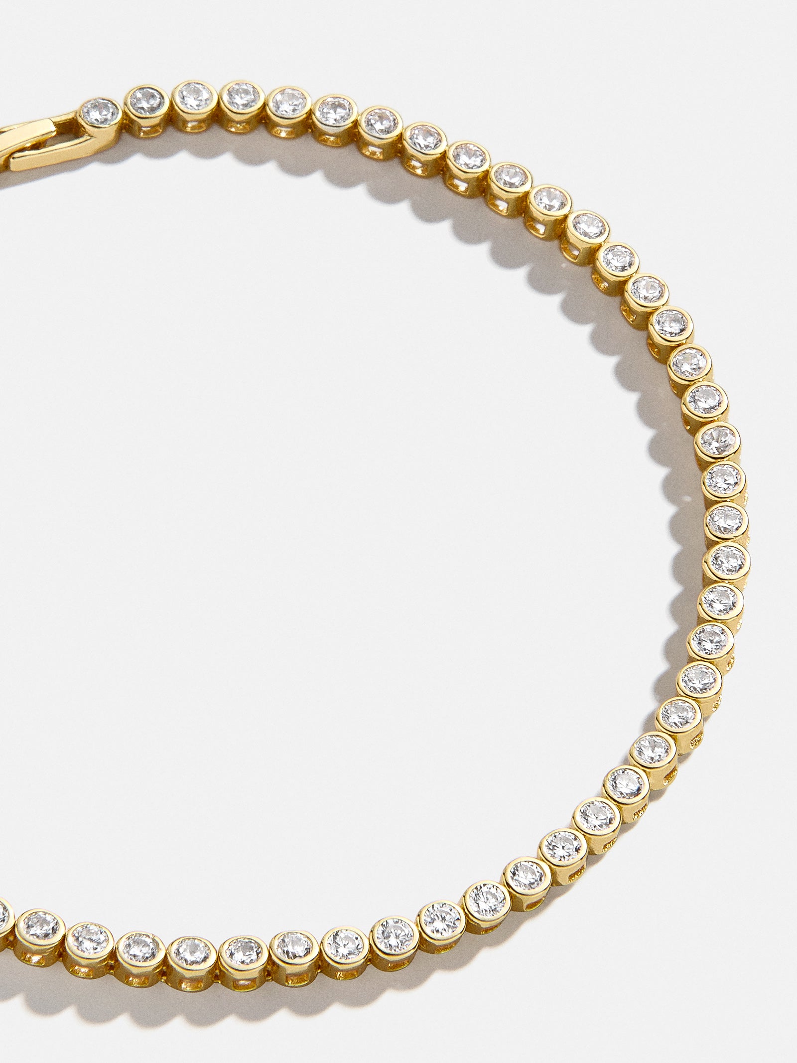 Amalie Tennis Bracelet - Round Bezel